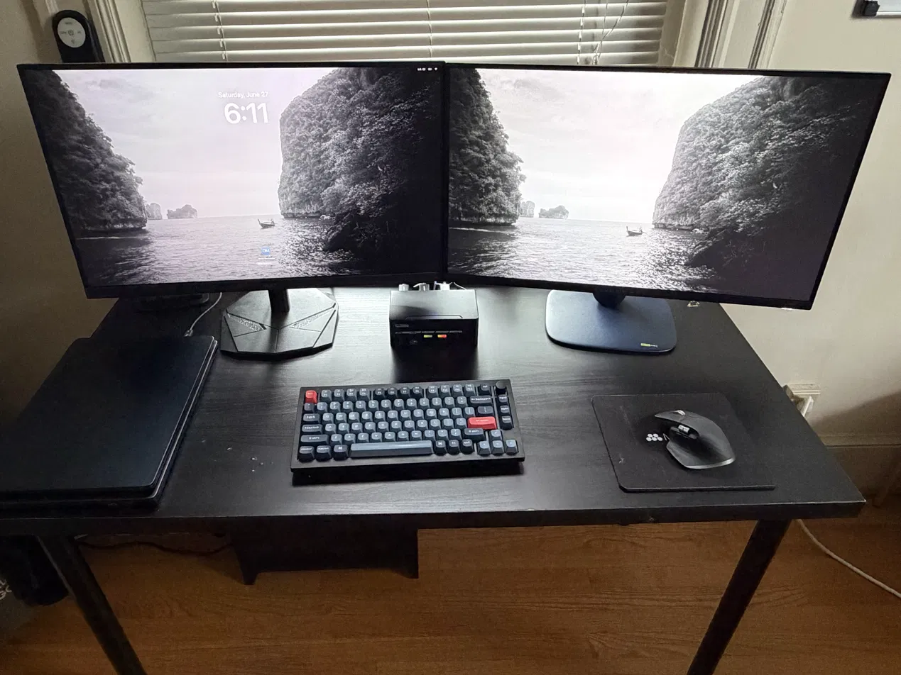 Desk photo